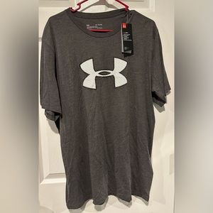 Under Armour t shirt.